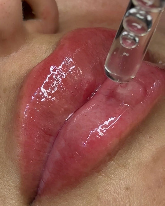 Hydralips + Limpieza facial o lash lifting